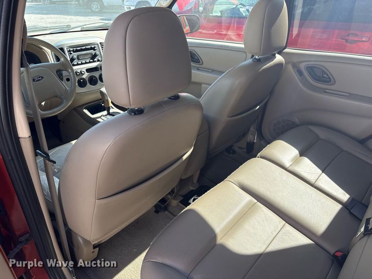image for item EG8487 2006 Ford Escape XLT SUV