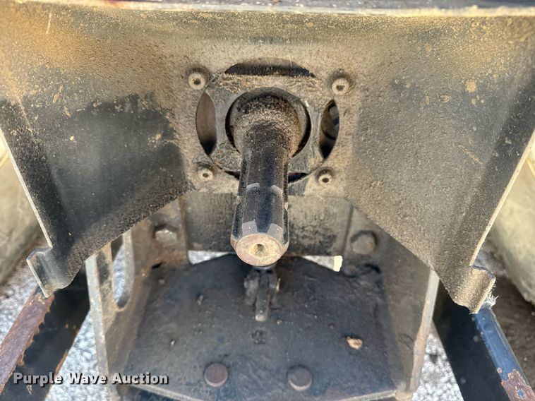 image for item EG8491 2003 New Holland TN65D MFWD tractor