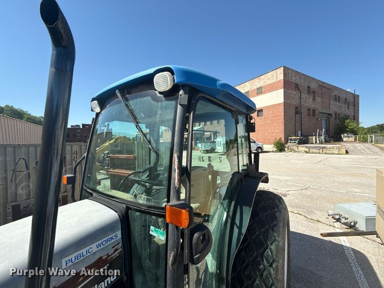 image for item EG8491 2003 New Holland TN65D MFWD tractor