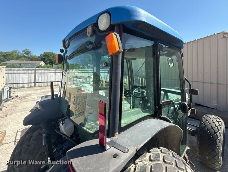 image for item EG8491 2003 New Holland TN65D MFWD tractor