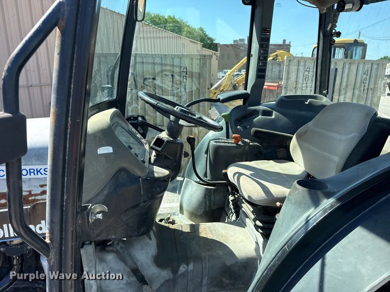 image for item EG8491 2003 New Holland TN65D MFWD tractor