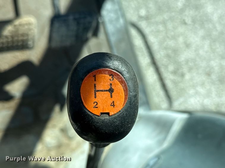 image for item EG8491 2003 New Holland TN65D MFWD tractor