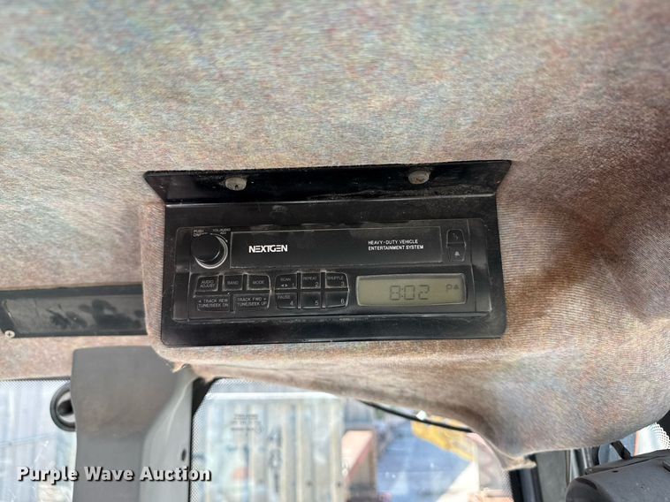 image for item EG8491 2003 New Holland TN65D MFWD tractor