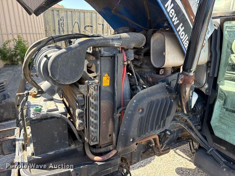 image for item EG8491 2003 New Holland TN65D MFWD tractor