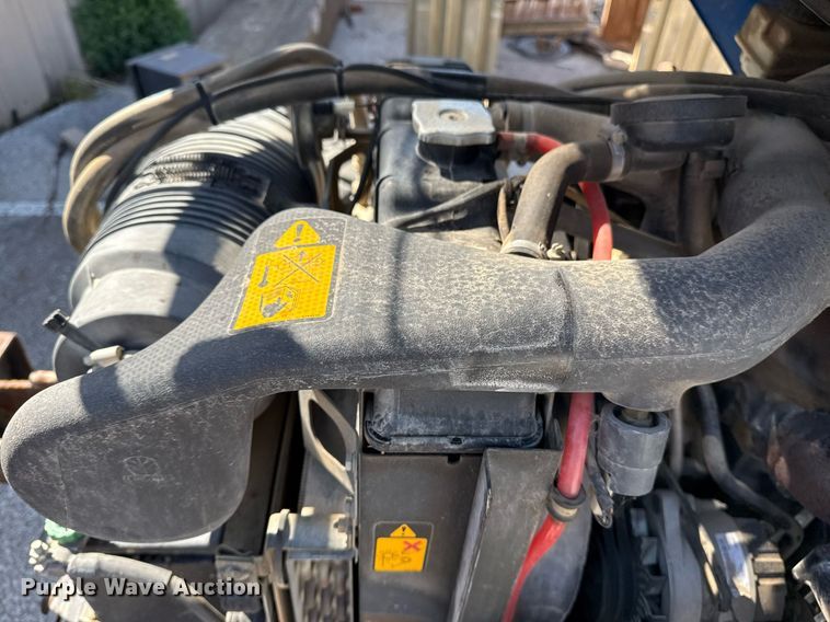 image for item EG8491 2003 New Holland TN65D MFWD tractor