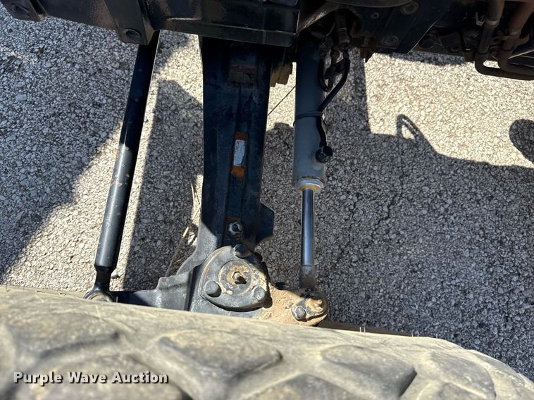 image for item EG8491 2003 New Holland TN65D MFWD tractor