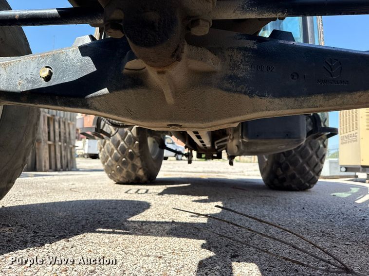 image for item EG8491 2003 New Holland TN65D MFWD tractor