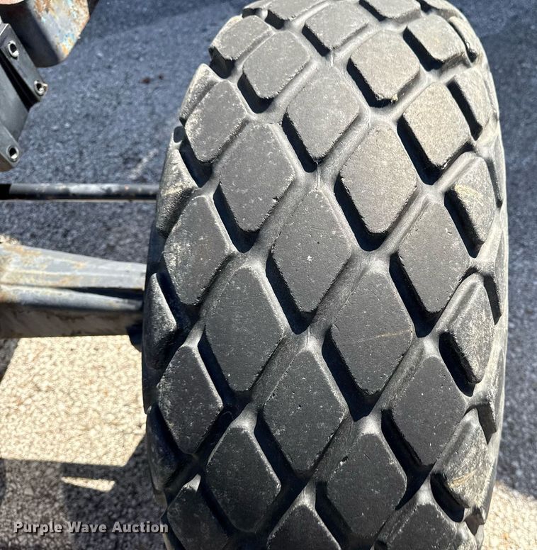 image for item EG8491 2003 New Holland TN65D MFWD tractor