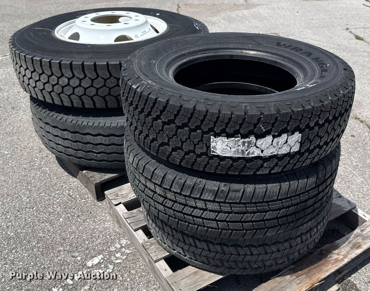 image for item EG8492 (5) tires