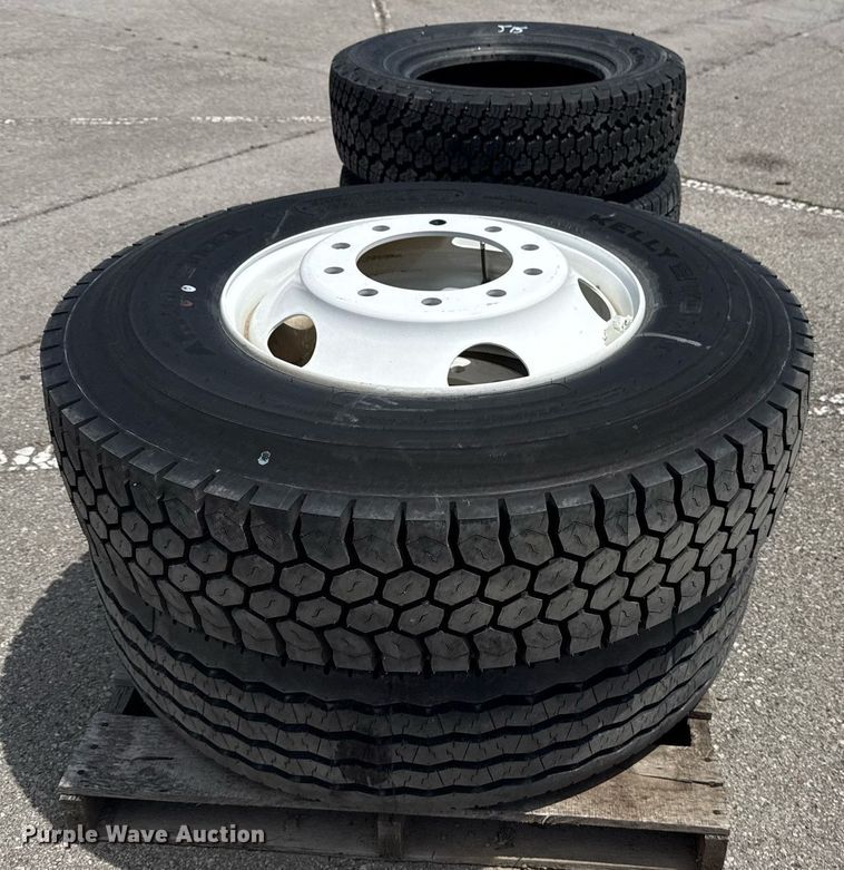 image for item EG8492 (5) tires