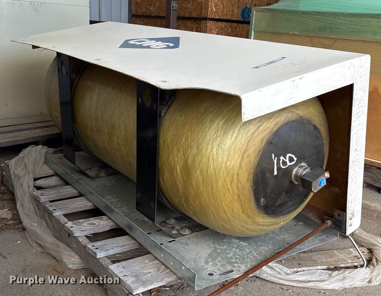 image for item EG8493 CNG tank