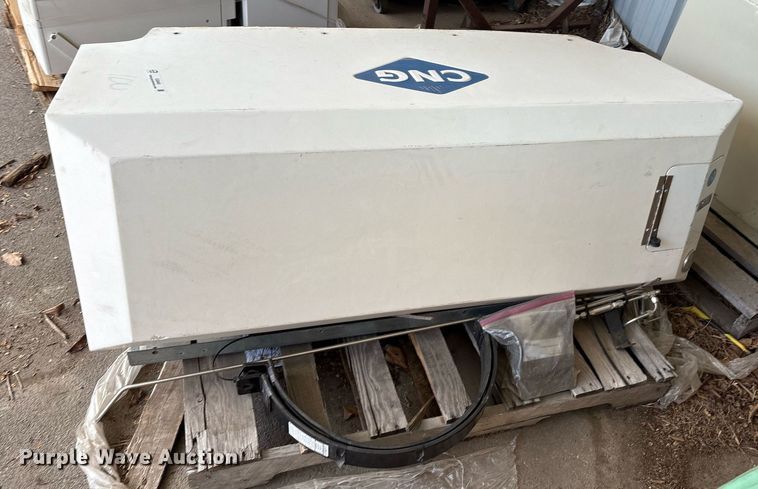 image for item EG8493 CNG tank