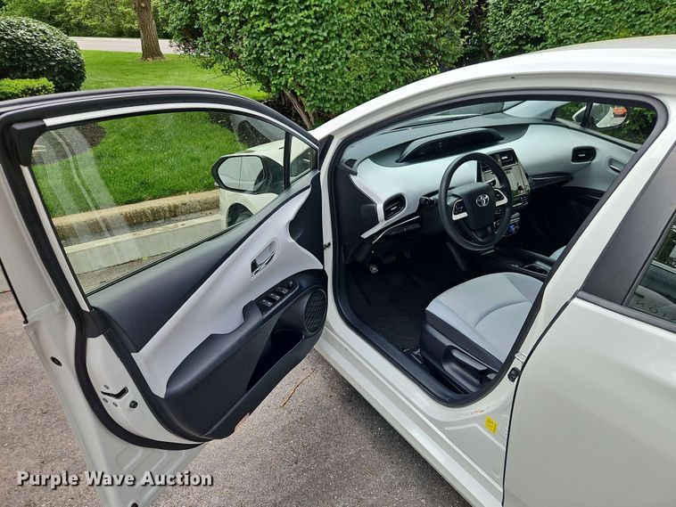 image for item EJ0026 2016 Toyota Prius 