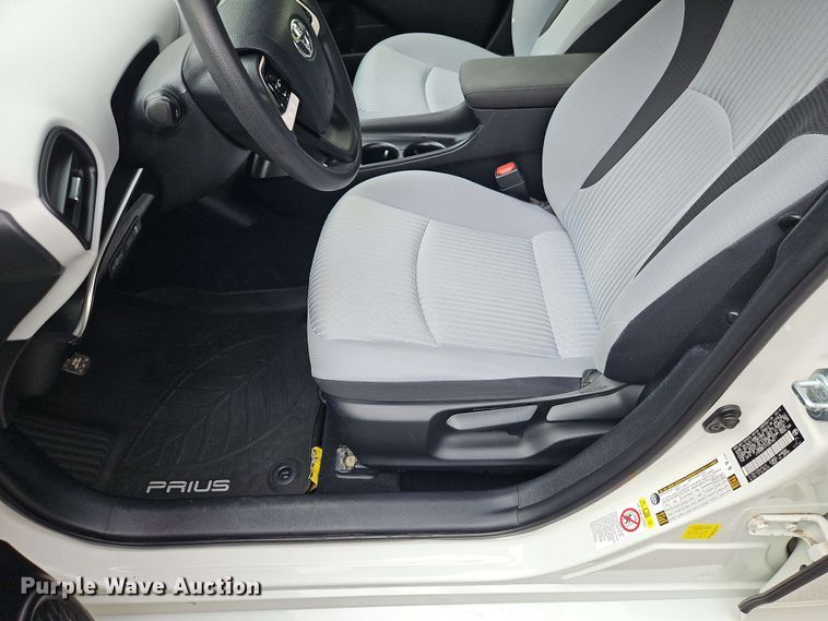 image for item EJ0026 2016 Toyota Prius 