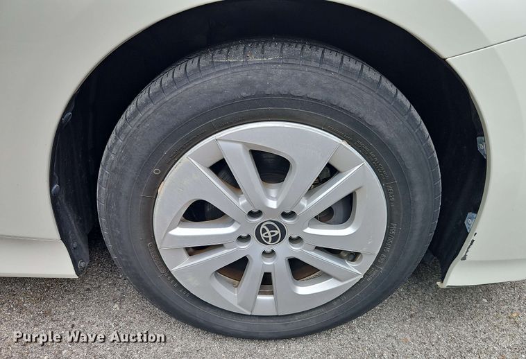 image for item EJ0026 2016 Toyota Prius 