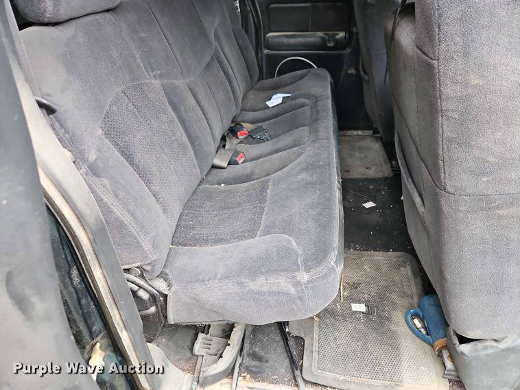 image for item EJ0072 2002 Chevrolet Silverado 1500 Ext. Cab pickup truck