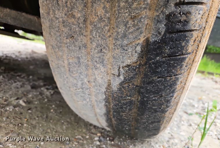 image for item EJ0072 2002 Chevrolet Silverado 1500 Ext. Cab pickup truck