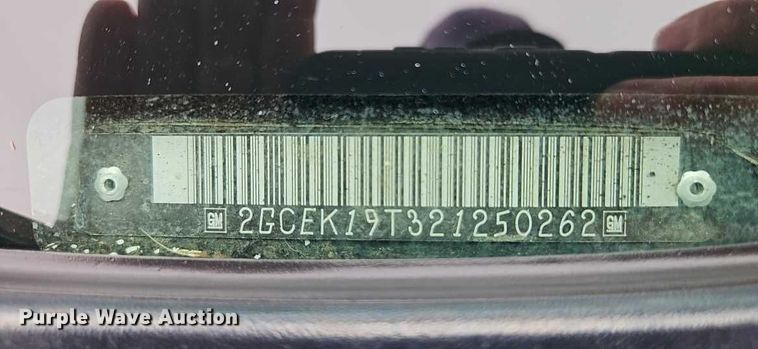 image for item EJ0072 2002 Chevrolet Silverado 1500 Ext. Cab pickup truck