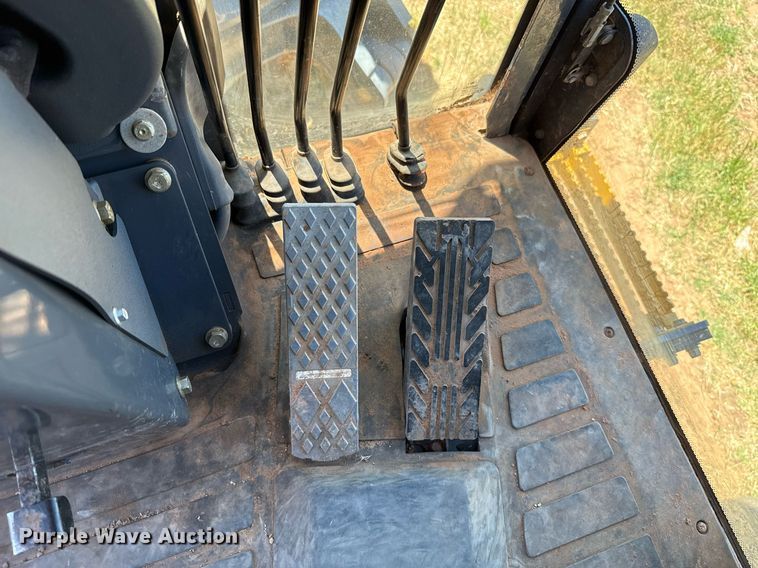 image for item EJ4564 2014 John Deere 672G motor grader