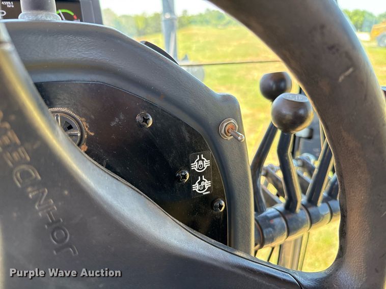 image for item EJ4564 2014 John Deere 672G motor grader