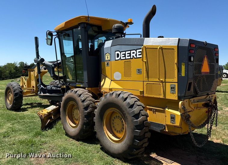 image for item EJ4565 2014 John Deere 672G motor grader