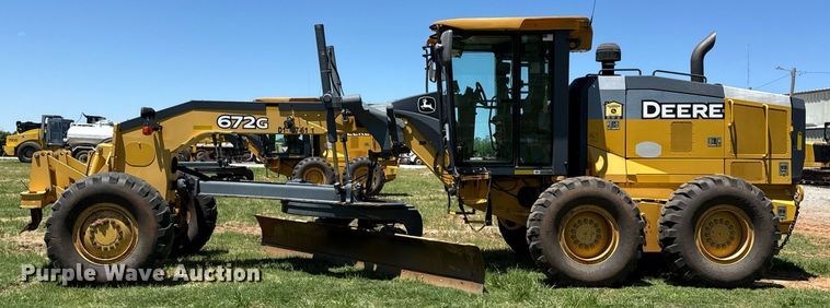 image for item EJ4565 2014 John Deere 672G motor grader