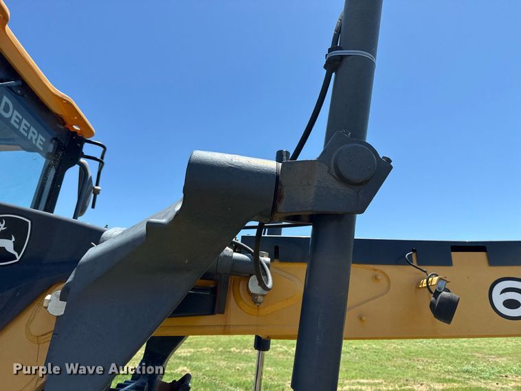 image for item EJ4565 2014 John Deere 672G motor grader