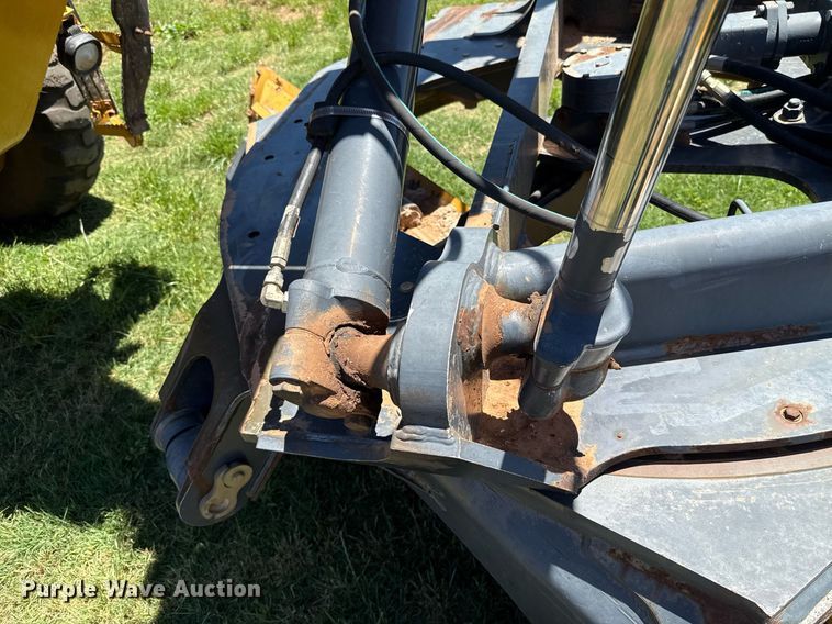 image for item EJ4565 2014 John Deere 672G motor grader