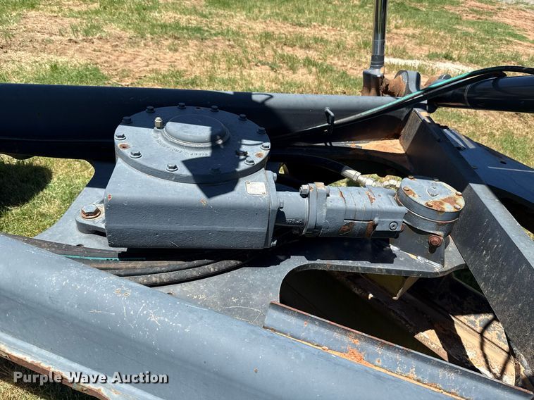 image for item EJ4565 2014 John Deere 672G motor grader