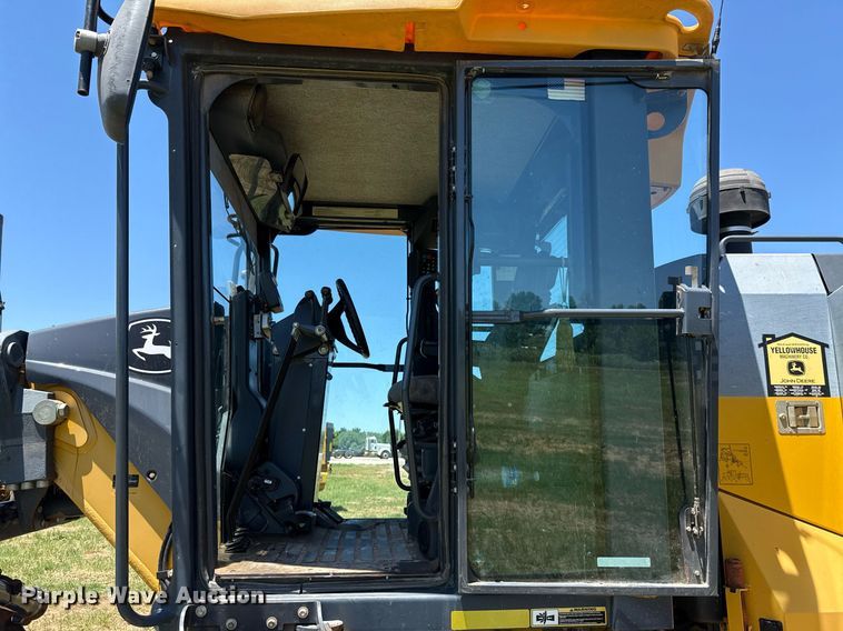 image for item EJ4565 2014 John Deere 672G motor grader