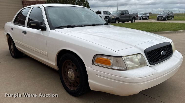 image for item EJ4602 2010 Ford Crown Victoria Police Interceptor 