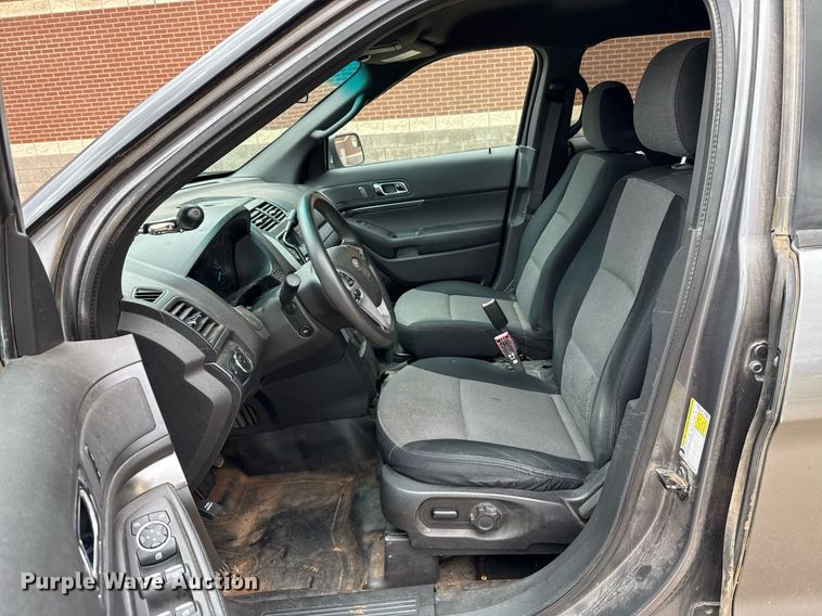 image for item EJ4604 2013 Ford Explorer Police Interceptor SUV