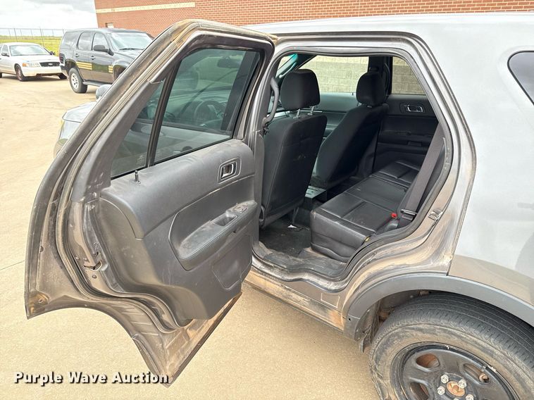 image for item EJ4604 2013 Ford Explorer Police Interceptor SUV