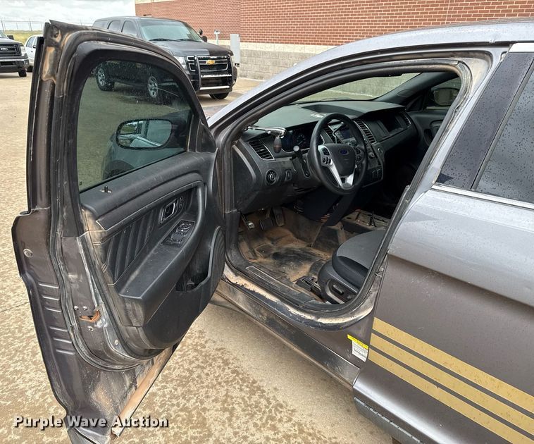 image for item EJ4605 2014 Ford Taurus Police Interceptor 