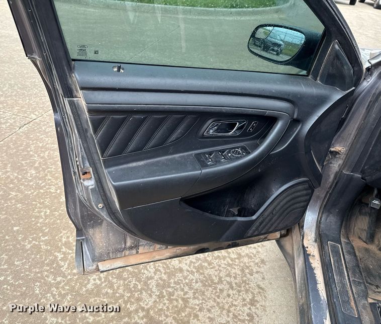 image for item EJ4605 2014 Ford Taurus Police Interceptor 