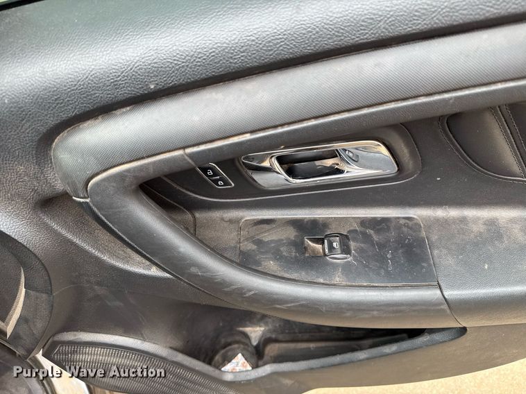 image for item EJ4605 2014 Ford Taurus Police Interceptor 