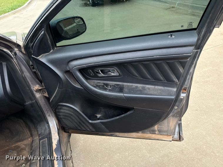 image for item EJ4605 2014 Ford Taurus Police Interceptor 