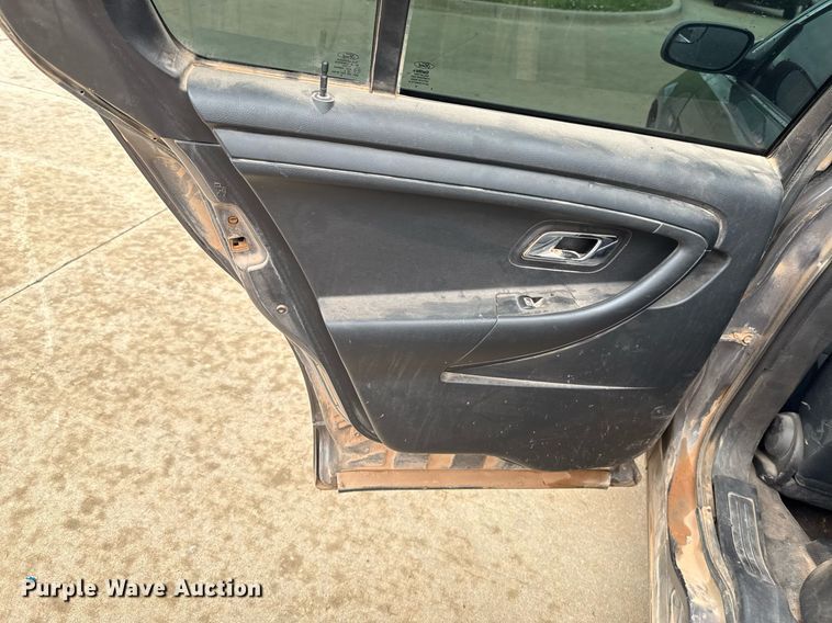 image for item EJ4605 2014 Ford Taurus Police Interceptor 