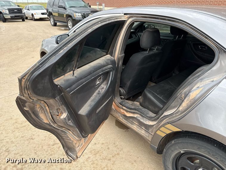 image for item EJ4605 2014 Ford Taurus Police Interceptor 