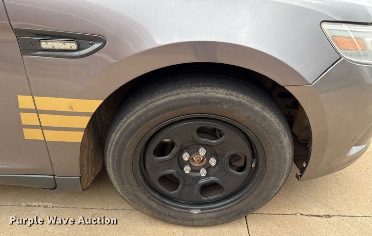 image for item EJ4605 2014 Ford Taurus Police Interceptor 