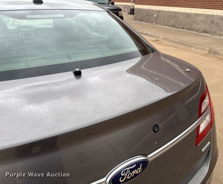 image for item EJ4606 2013 Ford Taurus Police Interceptor 