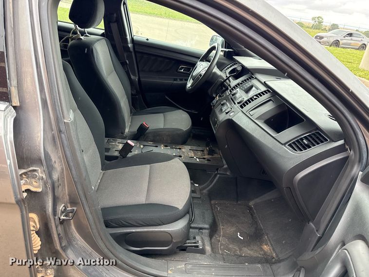 image for item EJ4606 2013 Ford Taurus Police Interceptor 