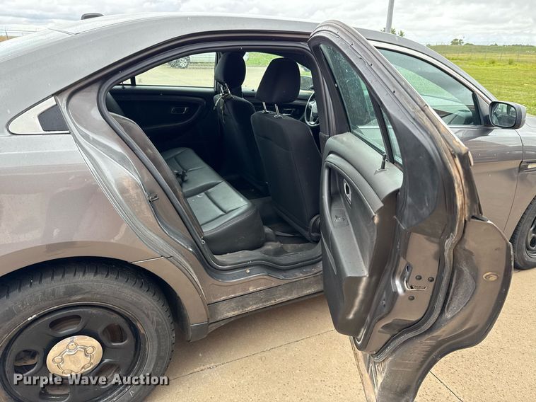 image for item EJ4606 2013 Ford Taurus Police Interceptor 