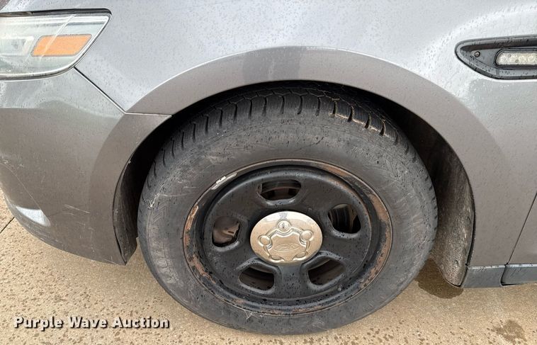 image for item EJ4606 2013 Ford Taurus Police Interceptor 