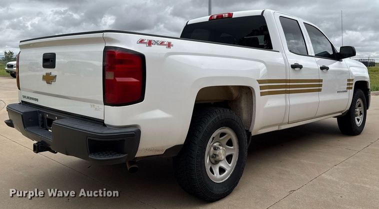 image for item EJ4607 2014 Chevrolet Silverado 1500 Double Cab pickup truck