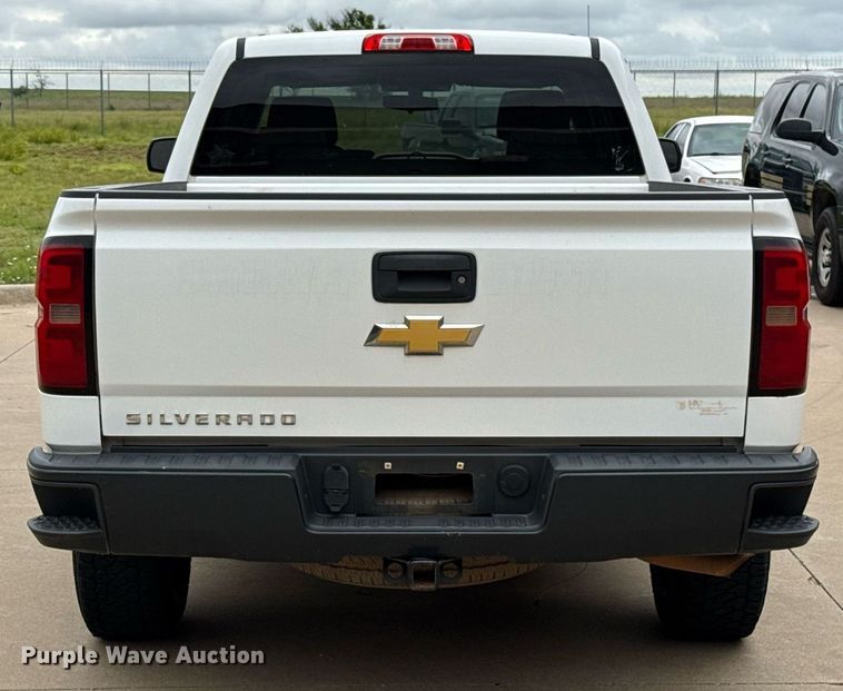 image for item EJ4607 2014 Chevrolet Silverado 1500 Double Cab pickup truck