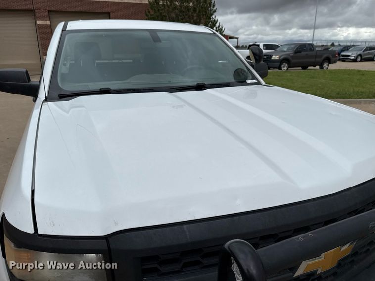 image for item EJ4607 2014 Chevrolet Silverado 1500 Double Cab pickup truck