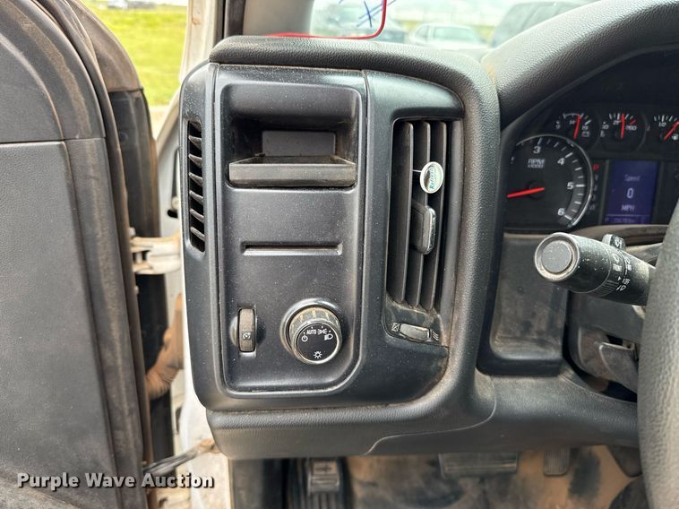 image for item EJ4607 2014 Chevrolet Silverado 1500 Double Cab pickup truck