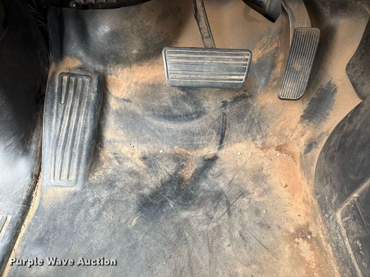 image for item EJ4607 2014 Chevrolet Silverado 1500 Double Cab pickup truck