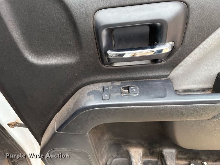 image for item EJ4607 2014 Chevrolet Silverado 1500 Double Cab pickup truck